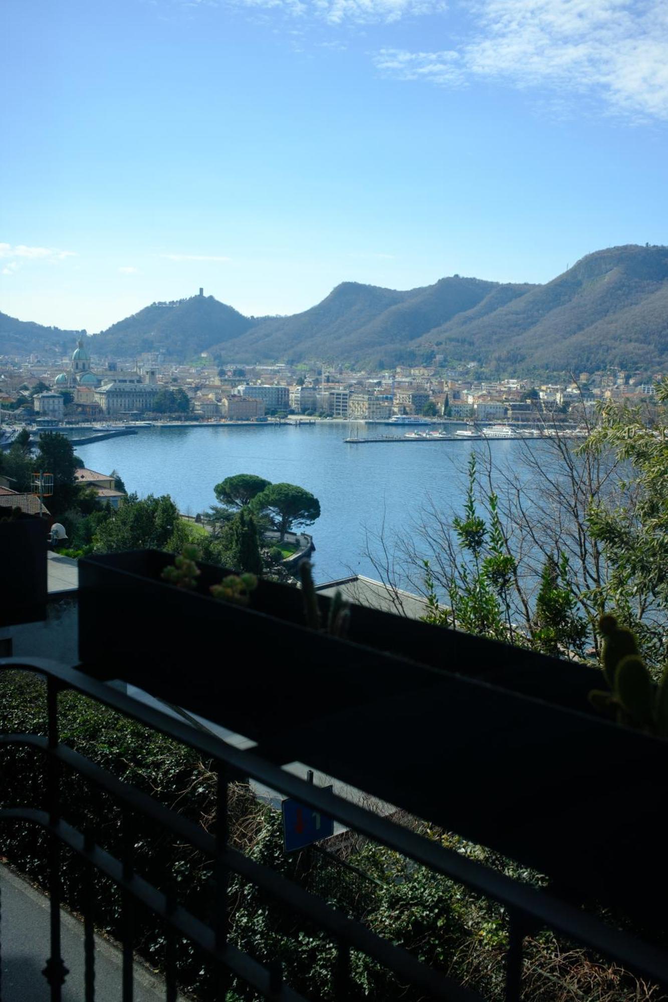 Veranda Lake View Como Eksteriør billede